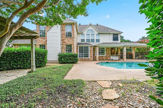 Building Photo - 310 Canyon Lake Dr