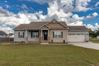 Building Photo - 202 Northfield Dr