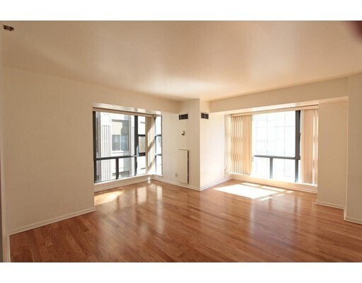 Foto del edificio - 170 Tremont St