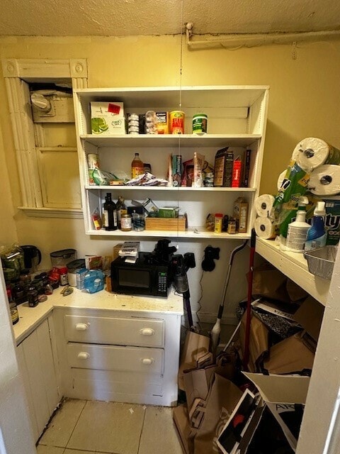 Building Photo - 96 Calumet St