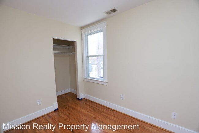 Building Photo - 2 br, 1 bath House - 1400 Bainbridge St Un...
