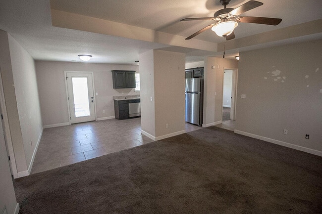 Building Photo - 4609 Dehaven Dr