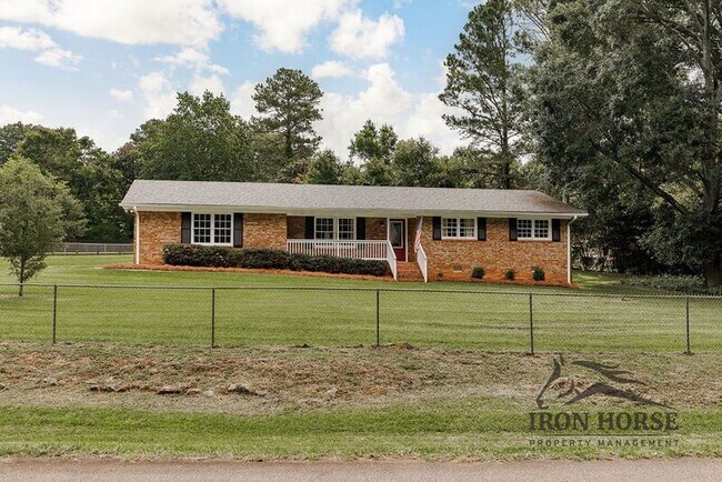 Foto del edificio - 1190 Arrowhead Rd