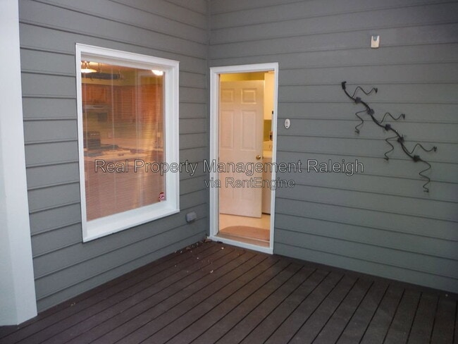 Building Photo - 4709 Worchester Pl
