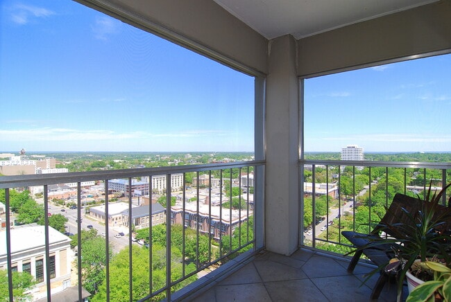 Balcony View of Pool - 1520 Senate St