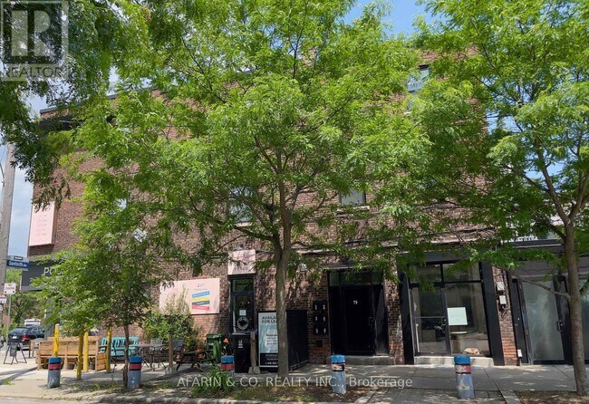 Photo du bâtiment - 79-79 Cedarvale Ave