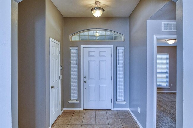 Building Photo - 18012 Andalucia Dr