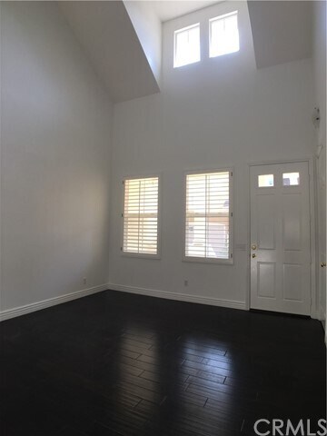 Building Photo - 48 San Clemente