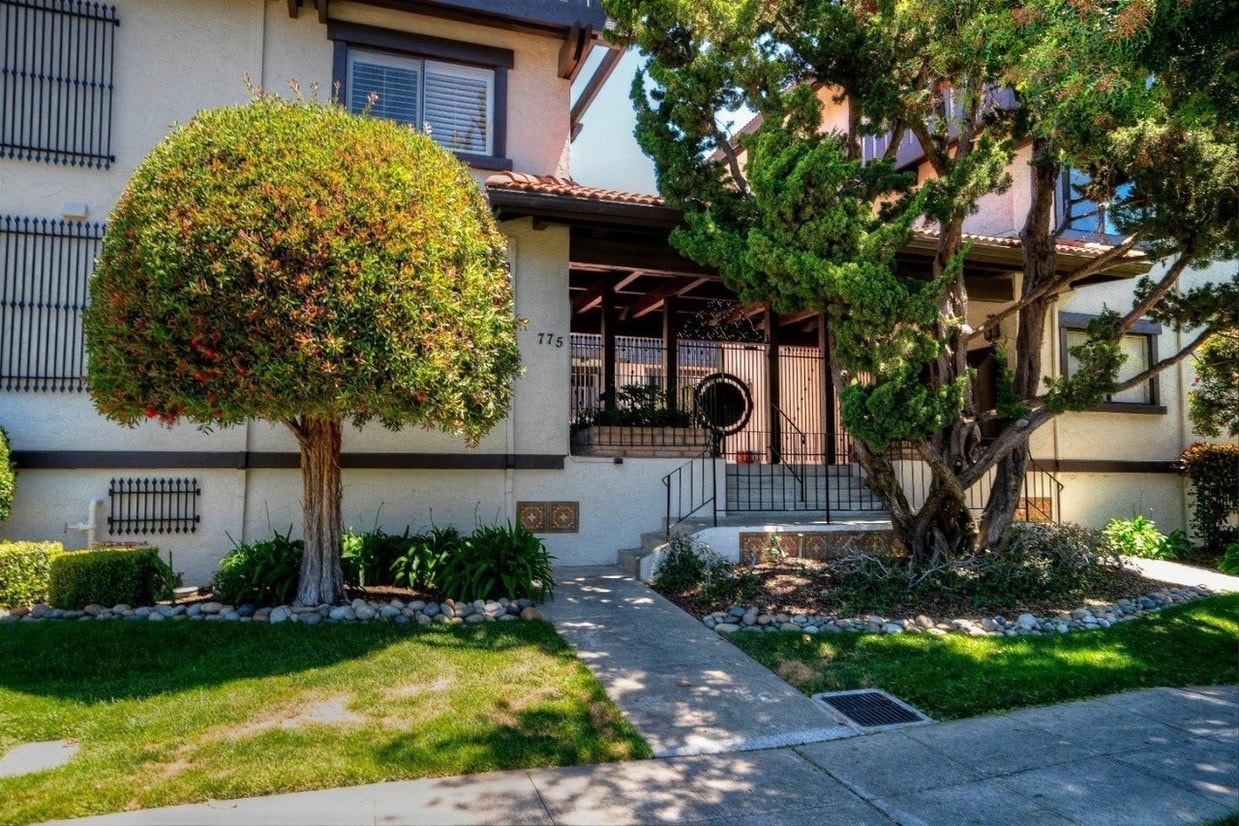 775 Chestnut St Unit 5, San Carlos, CA 94070 Condo for Rent in San