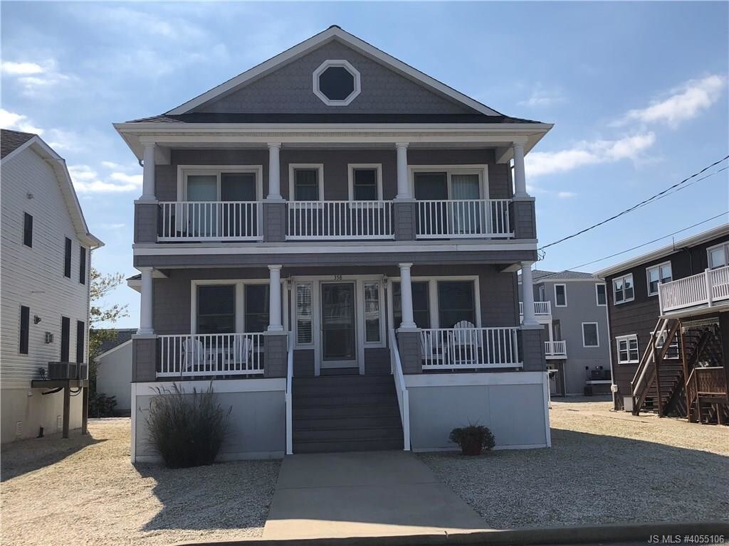Primary Photo - 358 N 6th St