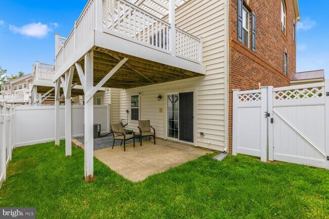 Foto del edificio - 15200 Richard Bowie Ln