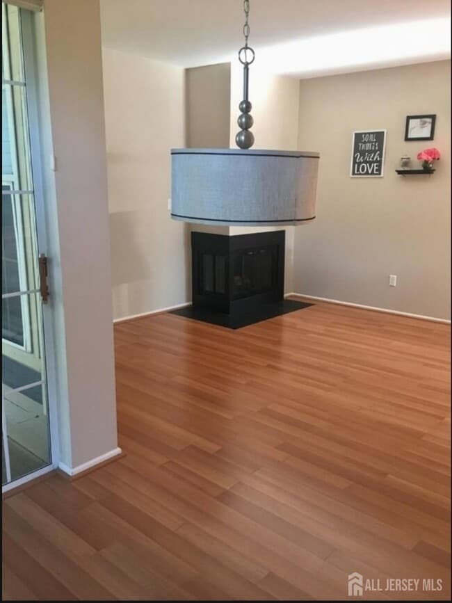 Building Photo - 3081 Cypress Ct