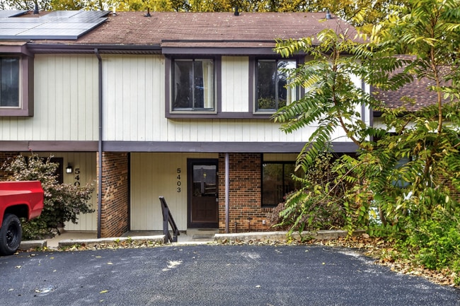 Foto del edificio - 5403 Doral Dr