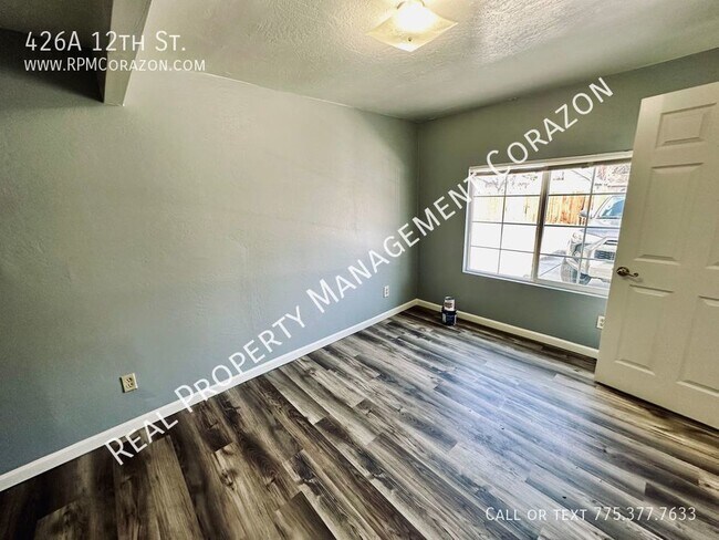 Building Photo - Spring move-in special! $500 off first mon...