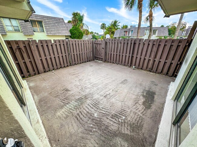 Foto del edificio - 1827 N Congress Ave