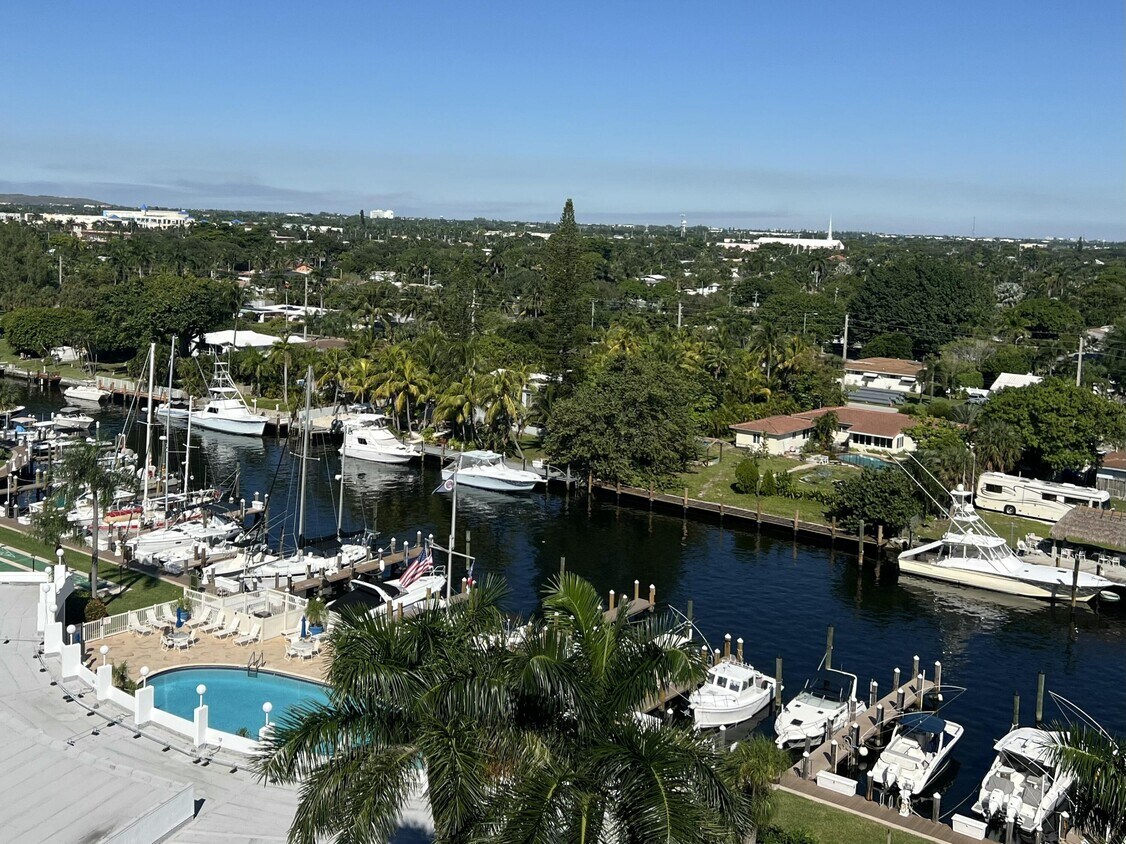 Foto principal - 2731 NE 14th Street Causeway