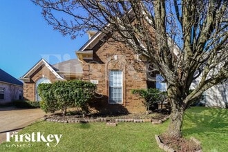 Building Photo - 969 Nesting Wood Cir W