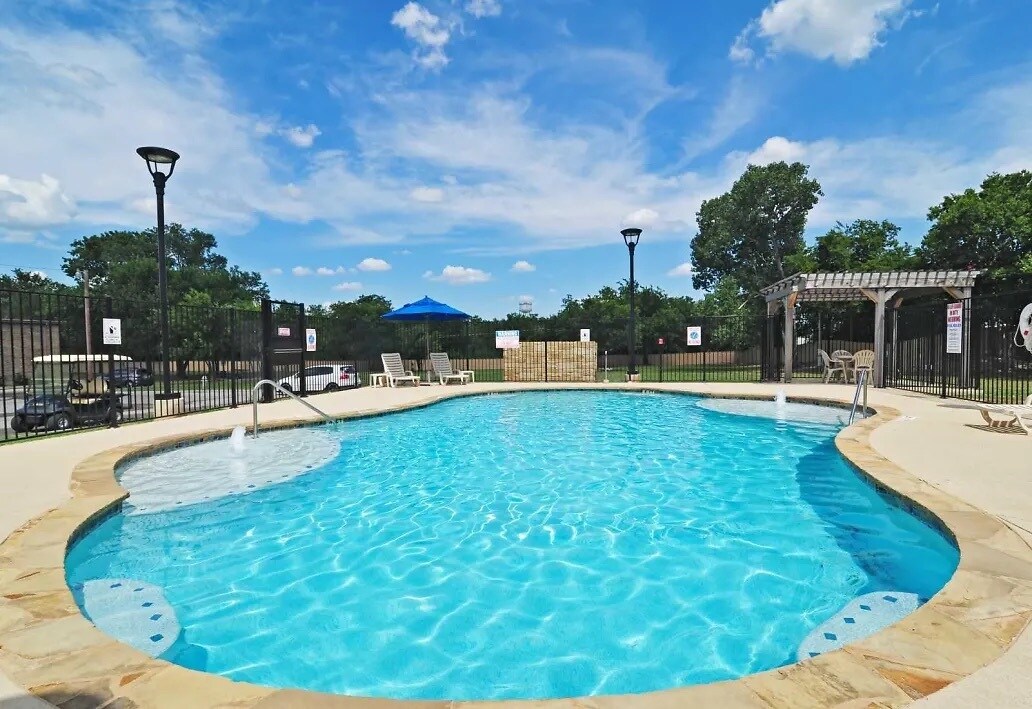 EASTGATE RIDGEFREE WATER & CABLE TV Apartments in Killeen