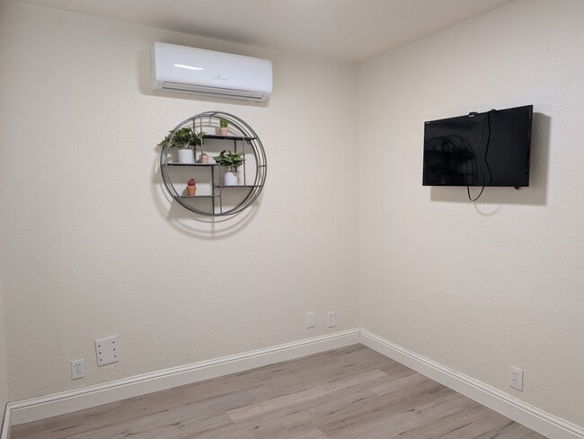 Building Photo - 1848 14th St