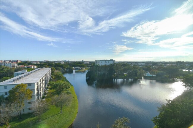 Foto del edificio - 2238 N Cypress Bend Dr