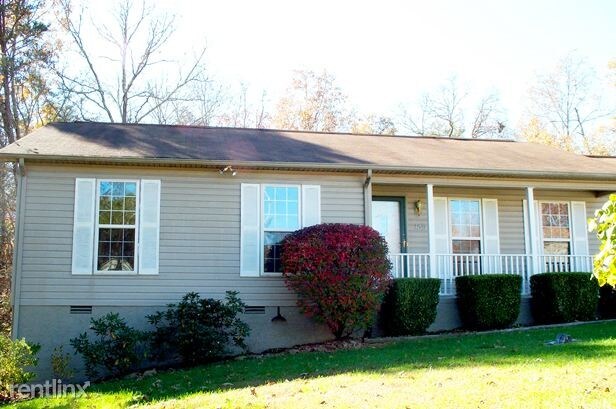 Building Photo - 159 Chelsea Dr