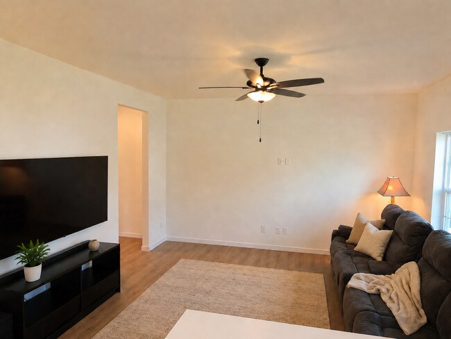 Foto del edificio - 1472 Olde Highlander Dr