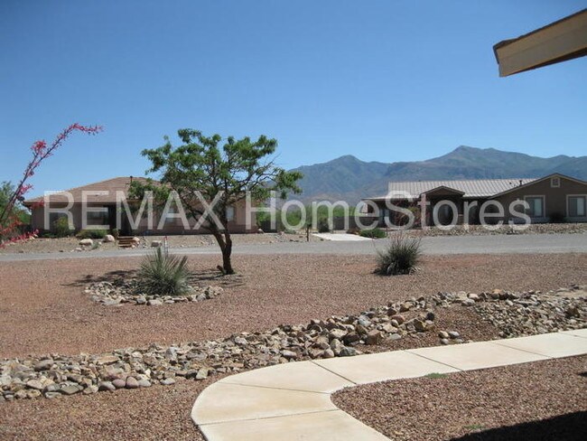 Building Photo - 5373 E Lantana Dr