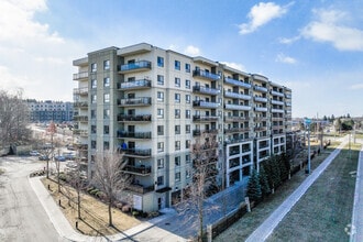 Building Photo - Lexington Grand