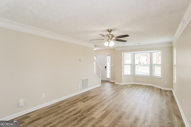 Foto del edificio - 6059 Shadow Lake Way