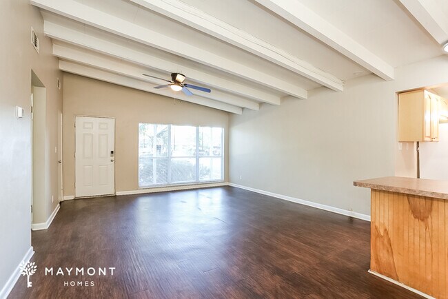 Foto del edificio - 6311 Sprinkle Dr N