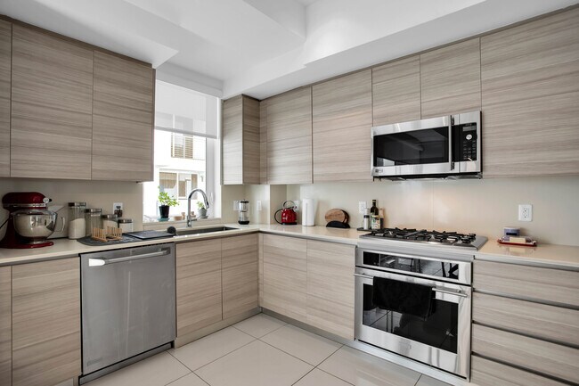 Foto del edificio - 87 N Shore Dr