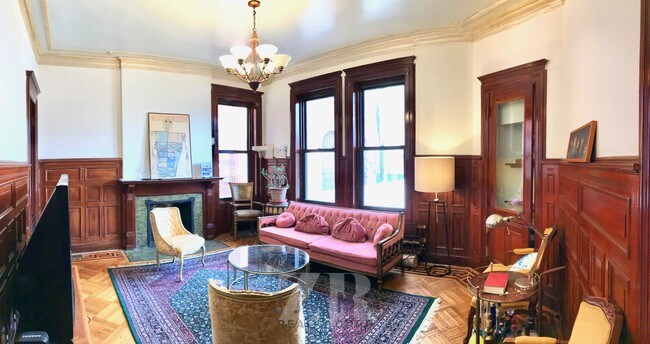 Foto del edificio - 979 Park Pl