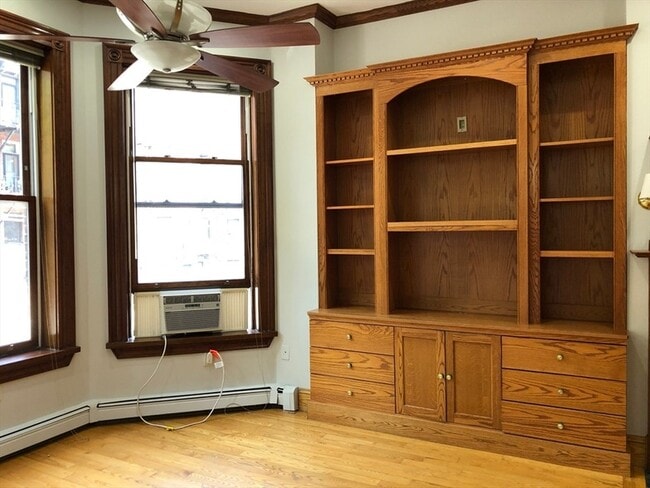 Photo - 393 Marlborough St Apartment