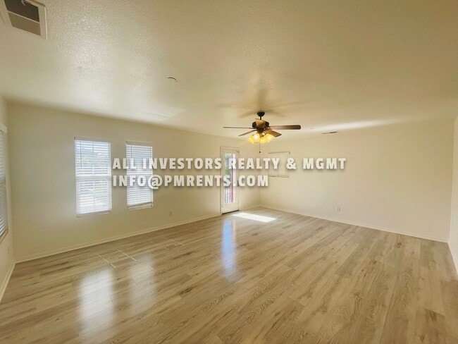 Building Photo - 5554 Nanday Ct