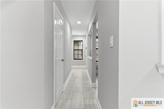 Foto del edificio - 809 Woodbridge Commons Way