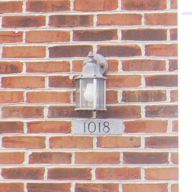 Foto del edificio - 1018 Konnarock Rd