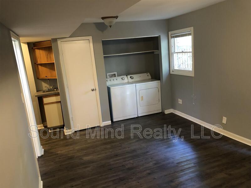 Foto del edificio - 3112 Berry Ct