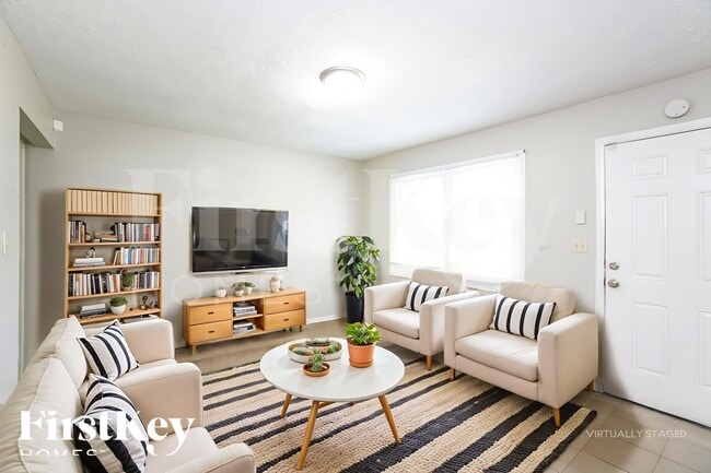 Foto del edificio - 2910 Heatherlea Dr