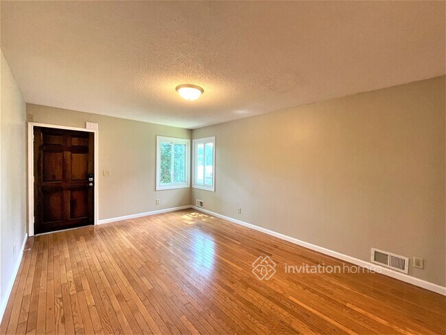 Foto del edificio - 2135 Waukon Ave