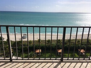 Building Photo - 2625 Collins Ave