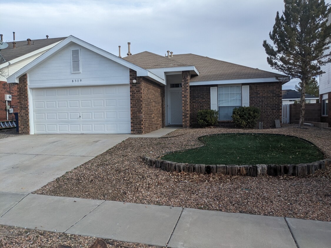 Building Photo - 8319 Gardenbrook Pl NW