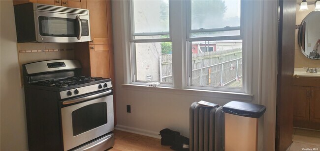 Building Photo - 57-10 73rd St