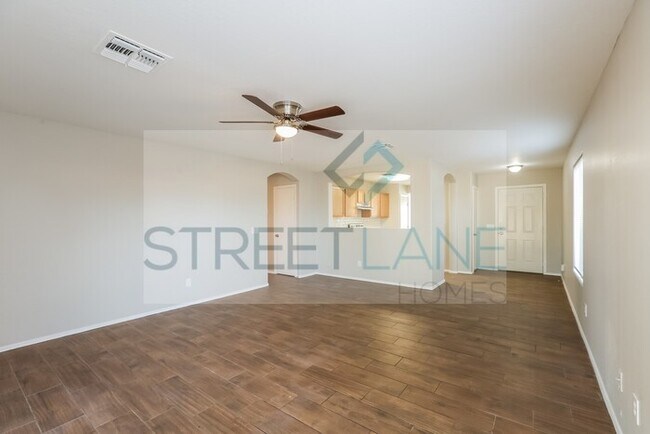 Building Photo - REDUCED!