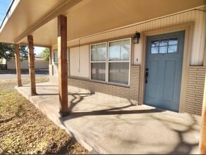 Building Photo - 2420 W Ave L