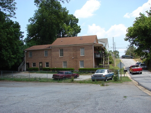 Photo - 346 REESE STREET #1 | 3 BED 2 BATH DOWNTOWN