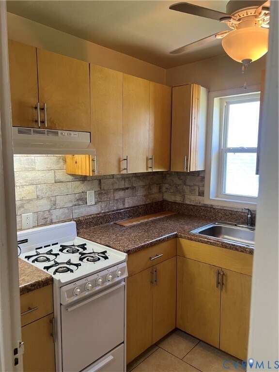 Building Photo - 601 Monticello Dr