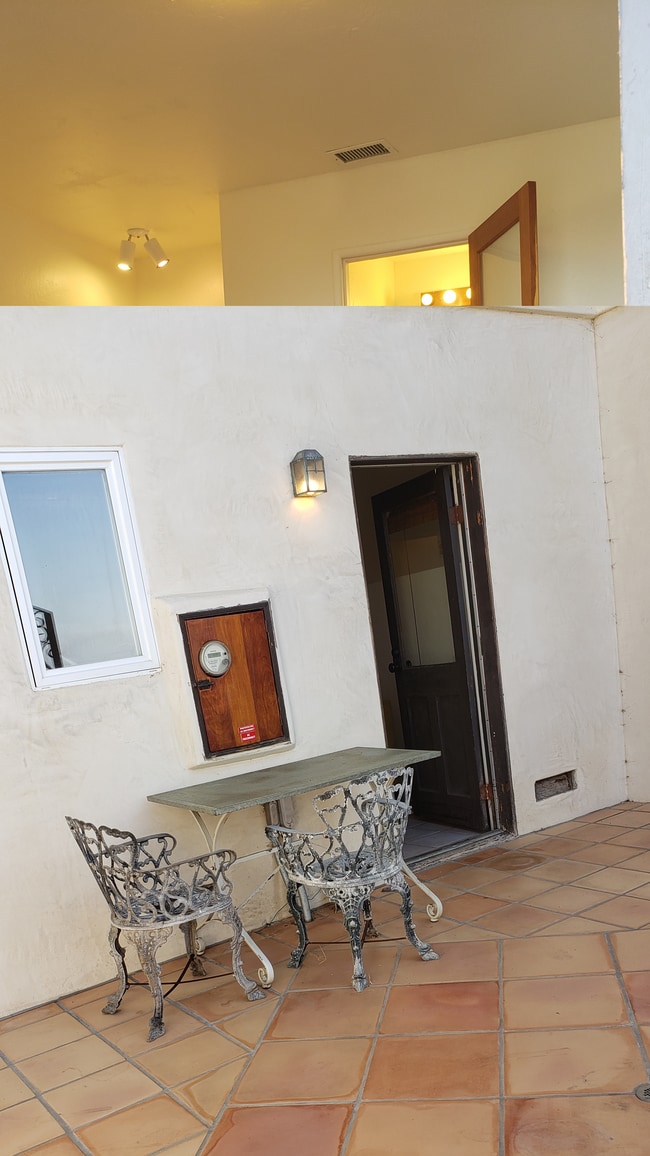 Foto del edificio - 31709 Pacific Coast Hwy