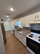 Building Photo - 132 Jackson St