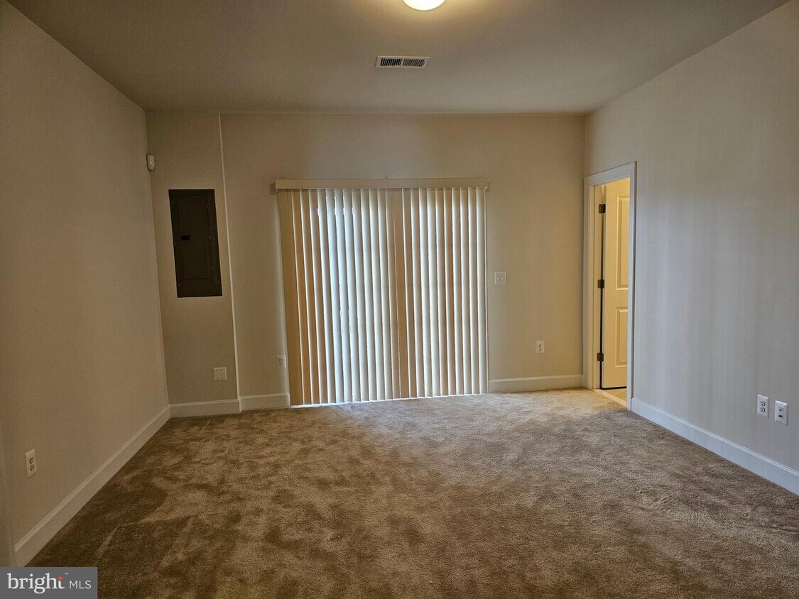 6028 Camerons Ferry Dr, Haymarket, VA 20169 Townhome Rentals in