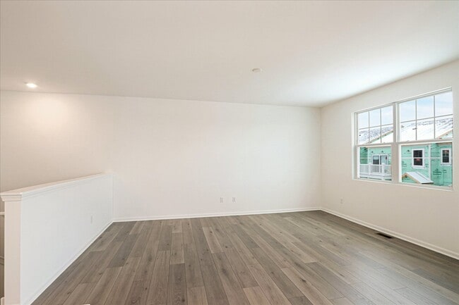 Building Photo - 181 Kingsport Dr